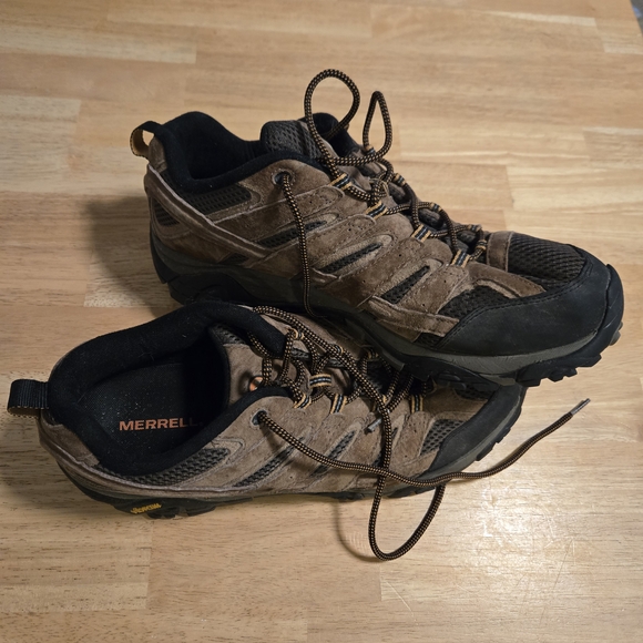 Merrell Men's Brown and Black Athletic Shoes - Picture 6 of 6